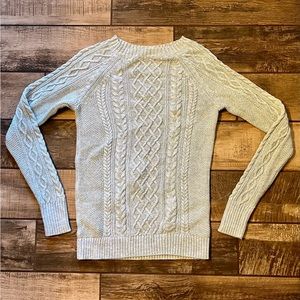 Gap sweater